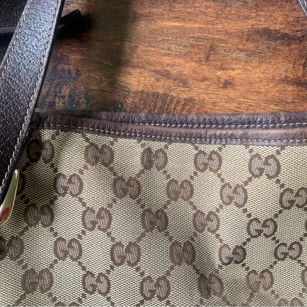 100% Authenic Gucci canvas shoulder bag with brown leather trim… preloved … - Picture 6 of 16